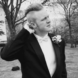 Meet your Posher, Andrew